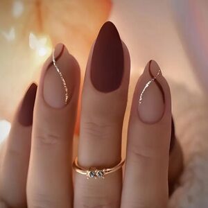 24 Pieces Fake Press On Nails